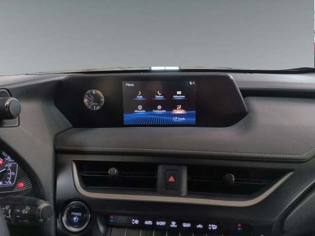 Lexus UX 250h Business 2WD 135 kW (184 CV) Vehículo usado en Madrid - 15 Lexus UX 250h Business 2WD 135 kW (184 CV) Vehículo usado en Madrid - 15