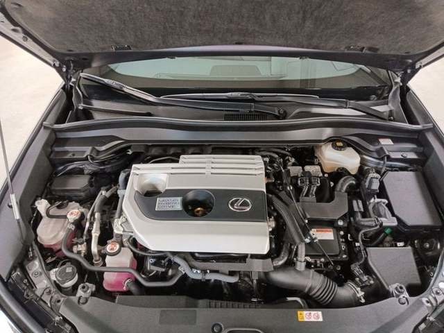 Lexus UX 250h Business 2WD 135 kW (184 CV) Vehículo usado en Madrid - 21 Lexus UX 250h Business 2WD 135 kW (184 CV) Vehículo usado en Madrid - 21