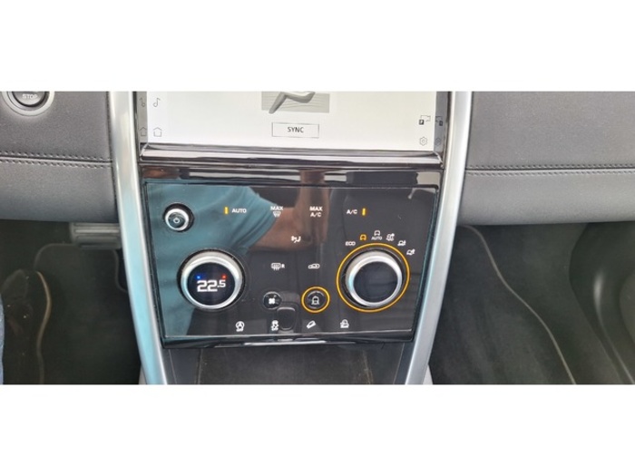 Land RoverDiscovery Sport 2.0D TD4 MHEV SE AWD Auto 120 kW (163 CV) Vehículo usado en Barcelona - 24 Land RoverDiscovery Sport 2.0D TD4 MHEV SE AWD Auto 120 kW (163 CV) Vehículo usado en Barcelona - 24