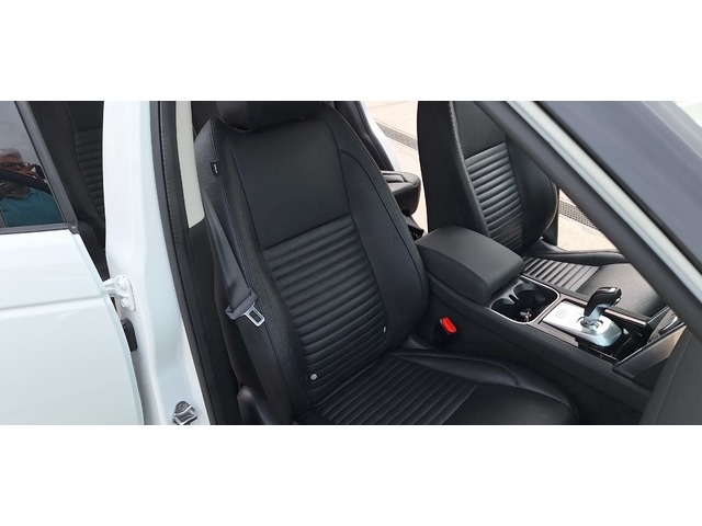 Land RoverDiscovery Sport 2.0D TD4 MHEV SE AWD Auto 120 kW (163 CV) Vehículo usado en Barcelona - 32