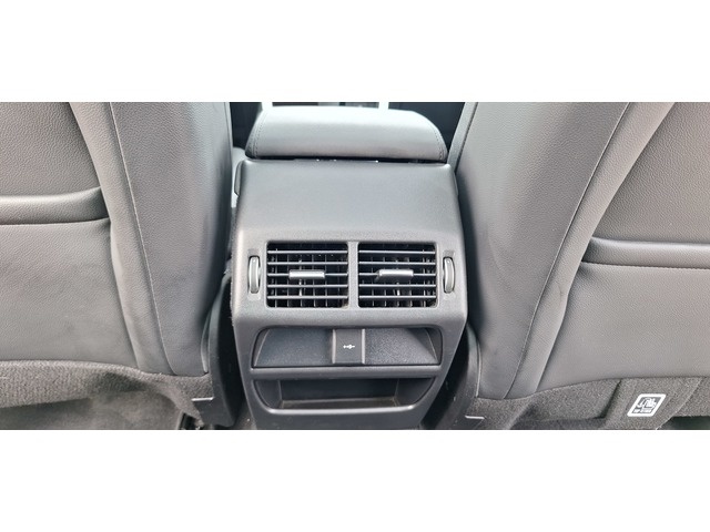 Land RoverDiscovery Sport 2.0D TD4 MHEV SE AWD Auto 120 kW (163 CV) Vehículo usado en Barcelona - 34