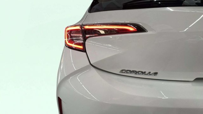 ToyotaCorolla 125H Active E-CVT 90 kW (122 CV) Vehículo usado en Barcelona - 20 ToyotaCorolla 125H Active E-CVT 90 kW (122 CV) Vehículo usado en Barcelona - 20