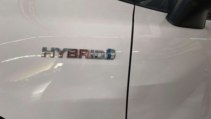 ToyotaCorolla 125H Active E-CVT 90 kW (122 CV) Vehículo usado en Barcelona - 23 ToyotaCorolla 125H Active E-CVT 90 kW (122 CV) Vehículo usado en Barcelona - 23