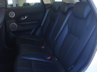 Land Rover Range Rover Evoque 2.0L TD4 SE 4x4 Auto 132 kW (180 CV) Land Rover Range Rover Evoque 2.0L TD4 SE 4x4 Auto 132 kW (180 CV)