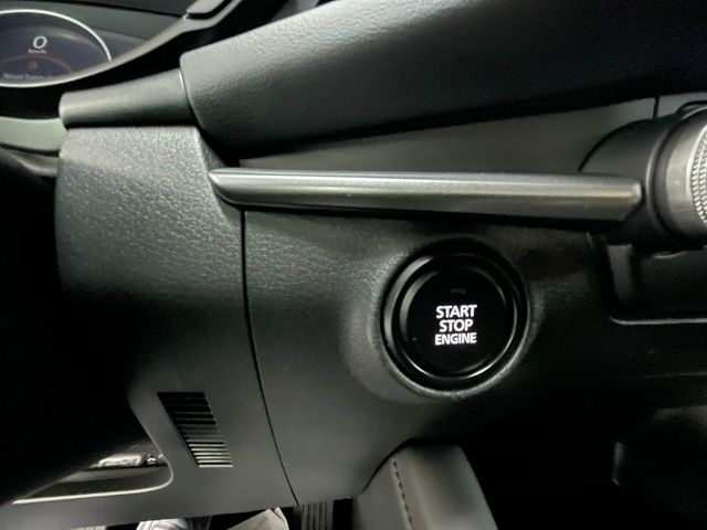 MazdaMazda 3 2.5L E-SKY G MHEV Prime-line 103 kW (140 CV) Vehículo usado en Barcelona - 16