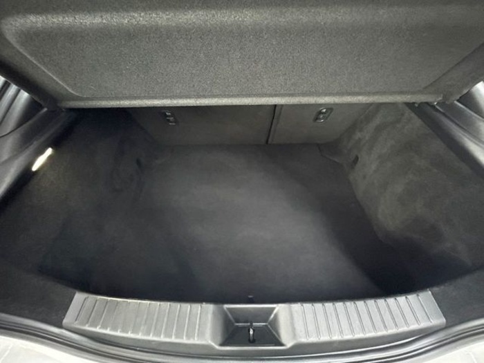 MazdaMazda 3 2.5L E-SKY G MHEV Prime-line 103 kW (140 CV) Vehículo usado en Barcelona - 17 MazdaMazda 3 2.5L E-SKY G MHEV Prime-line 103 kW (140 CV) Vehículo usado en Barcelona - 17