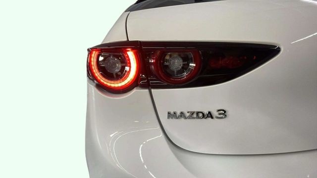 MazdaMazda 3 2.5L E-SKY G MHEV Prime-line 103 kW (140 CV) Vehículo usado en Barcelona - 21