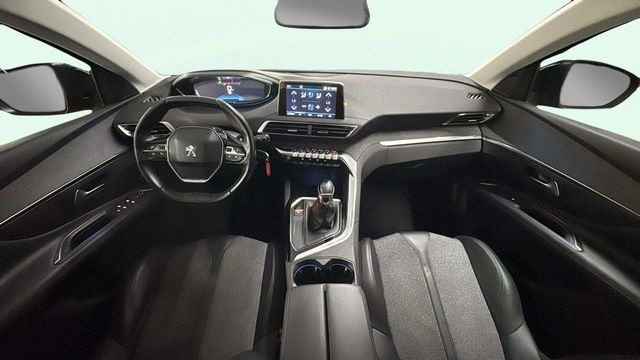 Peugeot3008 PureTech 130 Active 96 kW (130 CV) Vehículo usado en Barcelona - 7 Peugeot3008 PureTech 130 Active 96 kW (130 CV) Vehículo usado en Barcelona - 7