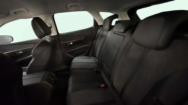Peugeot3008 PureTech 130 Active 96 kW (130 CV) Vehículo usado en Barcelona - 10