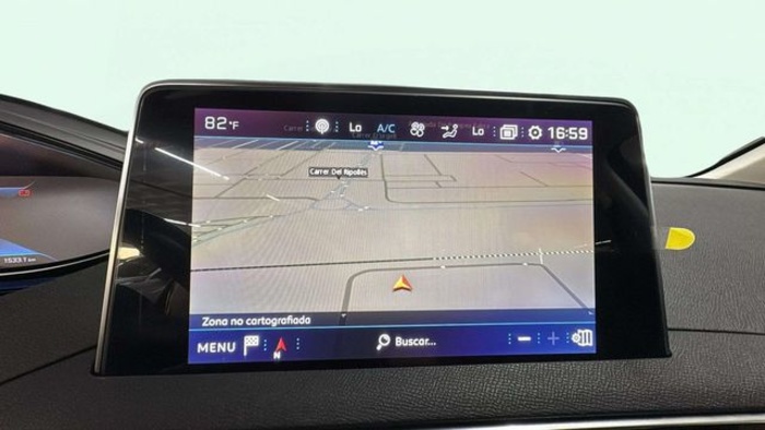 Peugeot3008 PureTech 130 Active 96 kW (130 CV) Vehículo usado en Barcelona - 14 Peugeot3008 PureTech 130 Active 96 kW (130 CV) Vehículo usado en Barcelona - 14