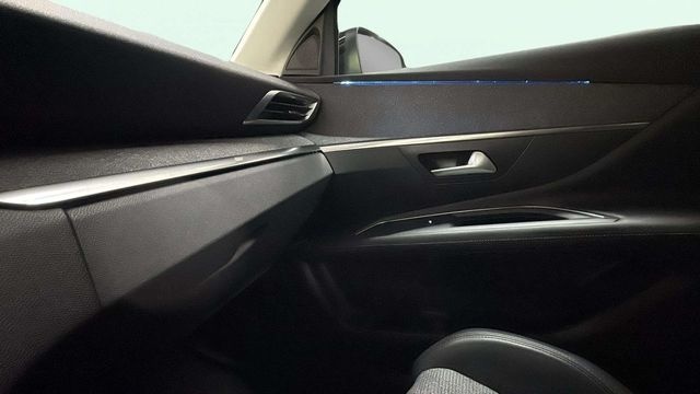 Peugeot3008 PureTech 130 Active 96 kW (130 CV) Vehículo usado en Barcelona - 16
