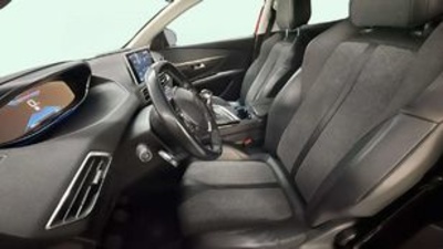 Peugeot 3008 PureTech 130 Active 96 kW (130 CV) Peugeot 3008 PureTech 130 Active 96 kW (130 CV)
