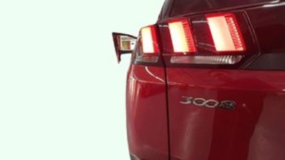 Peugeot 3008 PureTech 130 Active 96 kW (130 CV) Peugeot 3008 PureTech 130 Active 96 kW (130 CV)