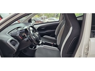 Toyota Aygo 1.0 70 x-play 51 kW (69 CV)