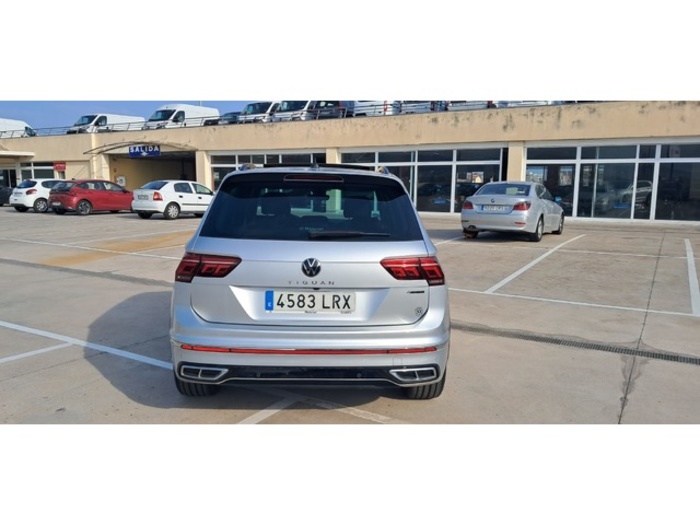 VolkswagenTiguan R-Line 2.0 TDI 4Motion 110 kW (150 CV) DSG Vehículo usado en Barcelona - 7 VolkswagenTiguan R-Line 2.0 TDI 4Motion 110 kW (150 CV) DSG Vehículo usado en Barcelona - 7