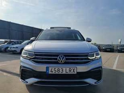 Volkswagen Tiguan R-Line 2.0 TDI 4Motion 110 kW (150 CV) DSG Volkswagen Tiguan R-Line 2.0 TDI 4Motion 110 kW (150 CV) DSG