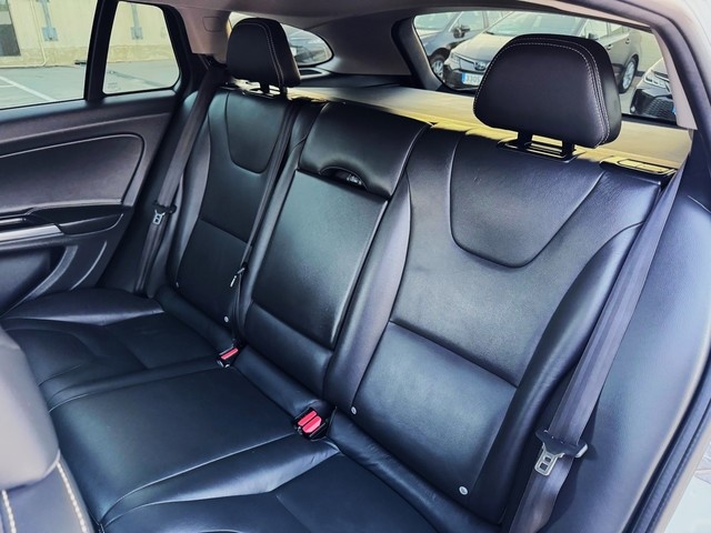 VolvoV60 D6 Híbrido AWD Auto 210 kW (285 CV) Vehículo usado en Barcelona - 10