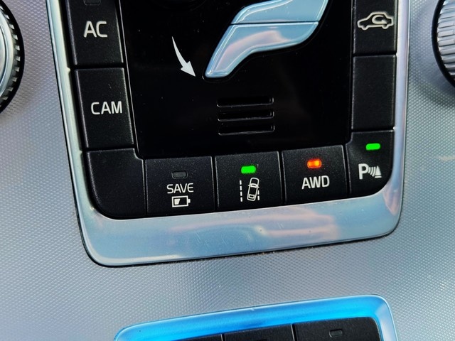 VolvoV60 D6 Híbrido AWD Auto 210 kW (285 CV) Vehículo usado en Barcelona - 29