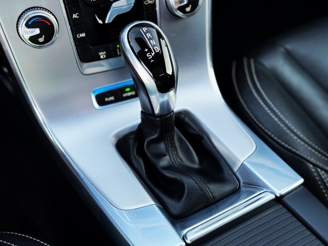 VolvoV60 D6 Híbrido AWD Auto 210 kW (285 CV) Vehículo usado en Barcelona - 31 VolvoV60 D6 Híbrido AWD Auto 210 kW (285 CV) Vehículo usado en Barcelona - 31