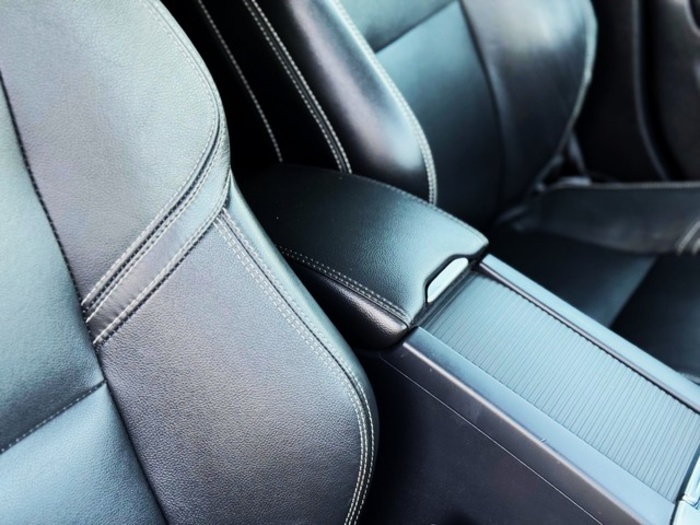 VolvoV60 D6 Híbrido AWD Auto 210 kW (285 CV) Vehículo usado en Barcelona - 32 VolvoV60 D6 Híbrido AWD Auto 210 kW (285 CV) Vehículo usado en Barcelona - 32