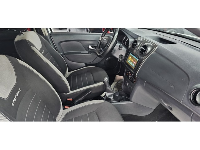 DaciaSandero Stepway Comfort TCe 66 kW (90 CV) Vehículo usado en Barcelona - 9 DaciaSandero Stepway Comfort TCe 66 kW (90 CV) Vehículo usado en Barcelona - 9