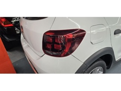 Dacia Sandero Stepway Comfort TCe 66 kW (90 CV) Dacia Sandero Stepway Comfort TCe 66 kW (90 CV)