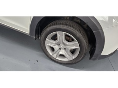 Dacia Sandero Stepway Comfort TCe 66 kW (90 CV) Dacia Sandero Stepway Comfort TCe 66 kW (90 CV)