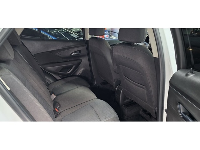 OpelMokka X 1.4 T S&S Selective 4x2 103 kW (140 CV) Vehículo usado en Barcelona - 13 OpelMokka X 1.4 T S&S Selective 4x2 103 kW (140 CV) Vehículo usado en Barcelona - 13