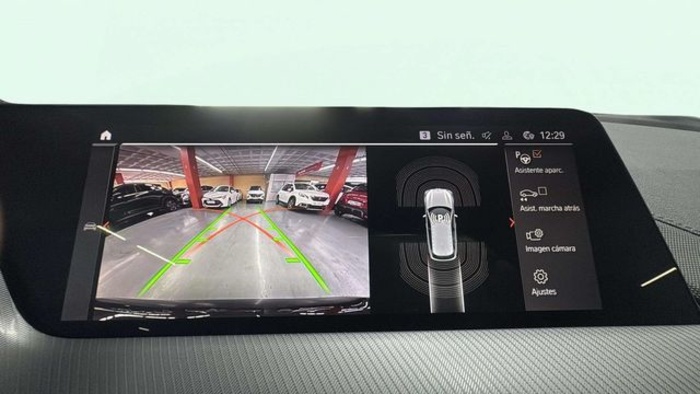 BMWSerie 1 118d Business 110 kW (150 CV) Vehículo usado en Barcelona - 15 BMWSerie 1 118d Business 110 kW (150 CV) Vehículo usado en Barcelona - 15