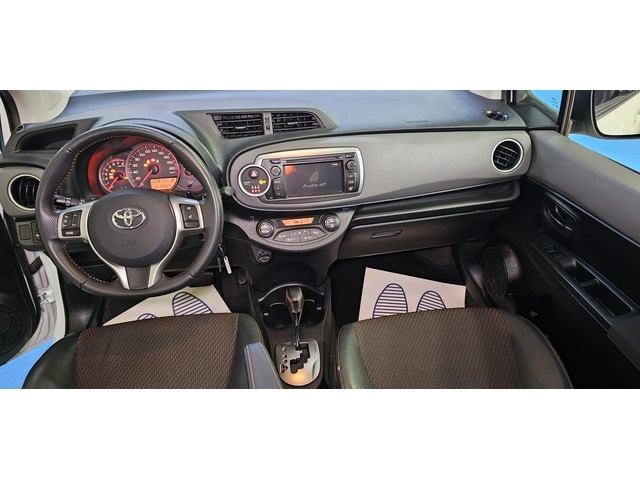 ToyotaYaris 100 Active MultiDrive 73 kW (99 CV) Vehículo usado en Barcelona - 9