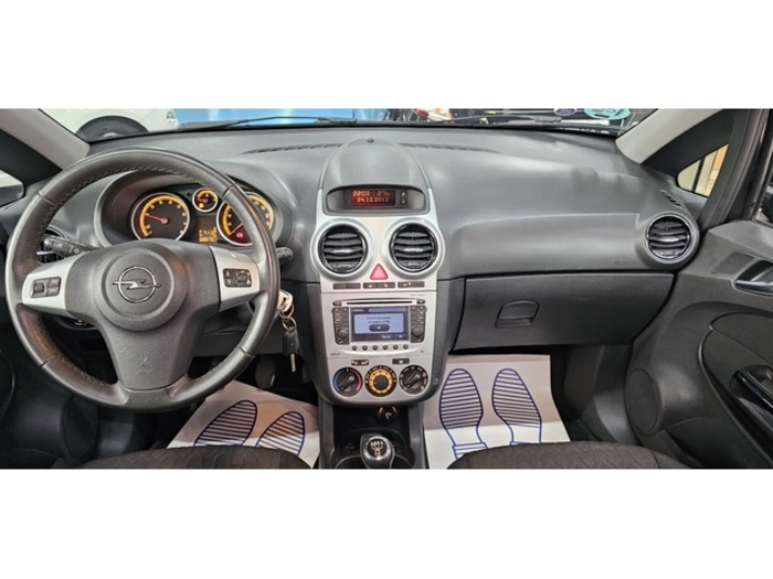OpelCorsa 1.2 Selective Easytronic 63 kW (85 CV) Vehículo usado en Barcelona - 6 OpelCorsa 1.2 Selective Easytronic 63 kW (85 CV) Vehículo usado en Barcelona - 6