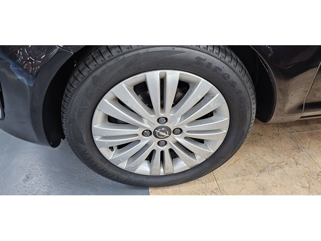 OpelCorsa 1.2 Selective Easytronic 63 kW (85 CV) Vehículo usado en Barcelona - 13