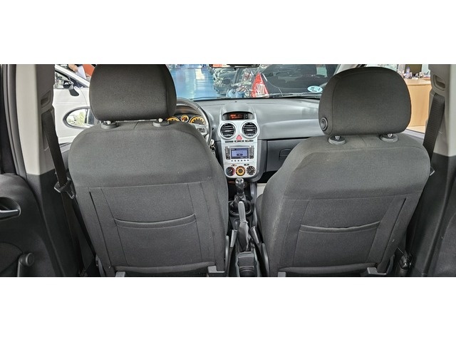 OpelCorsa 1.2 Selective Easytronic 63 kW (85 CV) Vehículo usado en Barcelona - 14