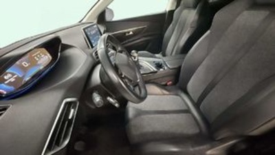 Peugeot 3008 PureTech 130 S&S Active 96 kW (130 CV) Peugeot 3008 PureTech 130 S&S Active 96 kW (130 CV)