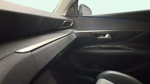 Peugeot 3008 PureTech 130 S&S Active 96 kW (130 CV)