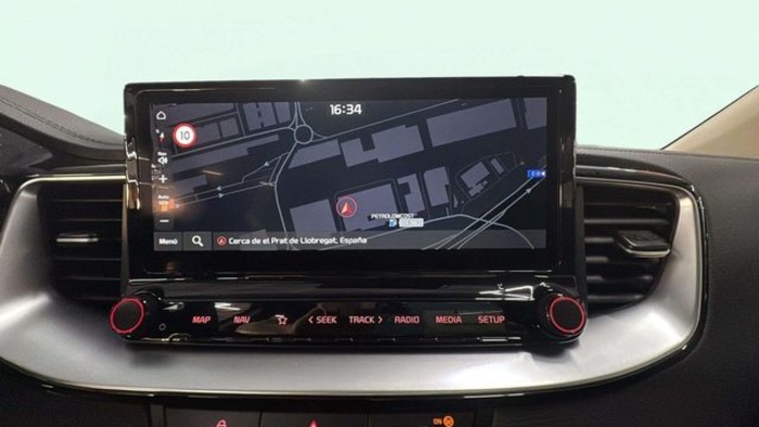 KiaXCeed 1.0 T-GDi Business 74 kW (100 CV) Vehículo usado en Barcelona - 14 KiaXCeed 1.0 T-GDi Business 74 kW (100 CV) Vehículo usado en Barcelona - 14