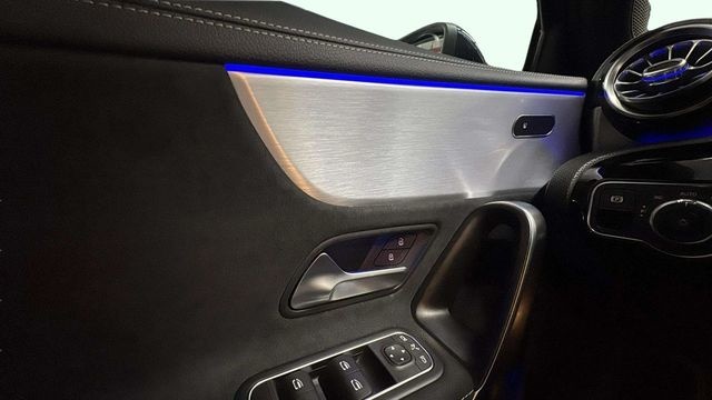 Mercedes-BenzClase A 200 d 110 kW (150 CV) Vehículo usado en Barcelona - 17