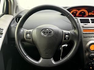 Toyota Yaris 1.3 VVT-I TS Comfortdrive 74 kW (101 CV)