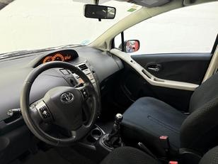 Toyota Yaris 1.3 VVT-I TS Comfortdrive 74 kW (101 CV)