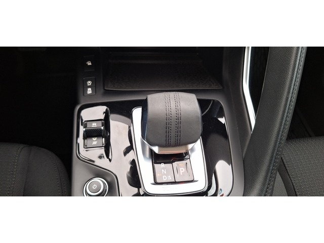 JaguarE-PACE 2.0D R-Dynamic S 4WD Auto 120 kW (163 CV) Vehículo usado en Barcelona - 24