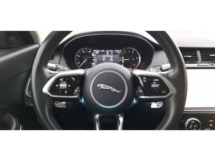 JaguarE-PACE 2.0D R-Dynamic S 4WD Auto 120 kW (163 CV) Vehículo usado en Barcelona - 26 JaguarE-PACE 2.0D R-Dynamic S 4WD Auto 120 kW (163 CV) Vehículo usado en Barcelona - 26