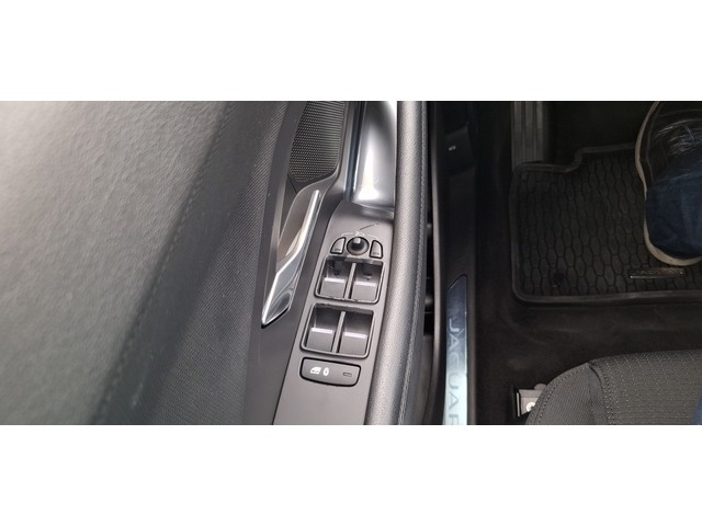 JaguarE-PACE 2.0D R-Dynamic S 4WD Auto 120 kW (163 CV) Vehículo usado en Barcelona - 27