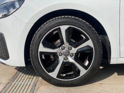 Audi A1 Sportback Advanced 25 TFSI 70 kW (95 CV) Audi A1 Sportback Advanced 25 TFSI 70 kW (95 CV)