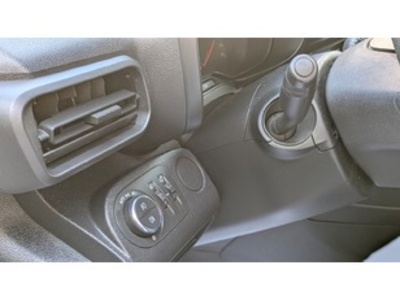 Opel Combo Cargo 1.6 TD Express XL H1 1000kg 74 kW (100 CV) Opel Combo Cargo 1.6 TD Express XL H1 1000kg 74 kW (100 CV)