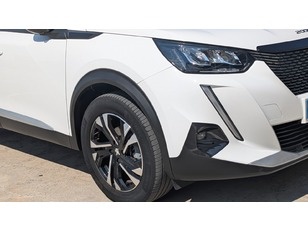 Peugeot 2008 BlueHDi 110 Allure 81 kW (110 CV)