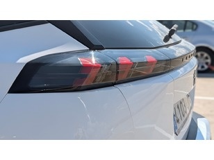 Peugeot 2008 BlueHDi 110 Allure 81 kW (110 CV)