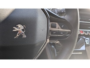 Peugeot 2008 BlueHDi 110 Allure 81 kW (110 CV)