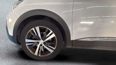 Peugeot 3008 PureTech 130 S&S Active 96 kW (130 CV) Peugeot 3008 PureTech 130 S&S Active 96 kW (130 CV)