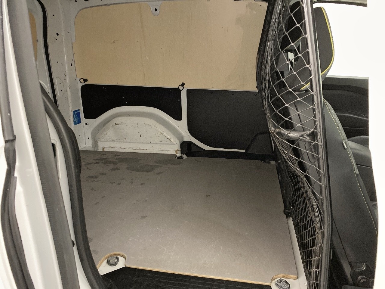 Renault Kangoo Furgon Ábrete Sésamo por Renault dCi 70 kW (95 CV) - 9