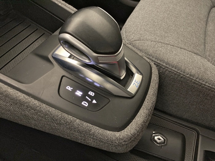 Renault Zoe Intens 80 kW R110 Batería 50kWh 79 kW (108 CV) - 7 Renault Zoe Intens 80 kW R110 Batería 50kWh 79 kW (108 CV) - 7